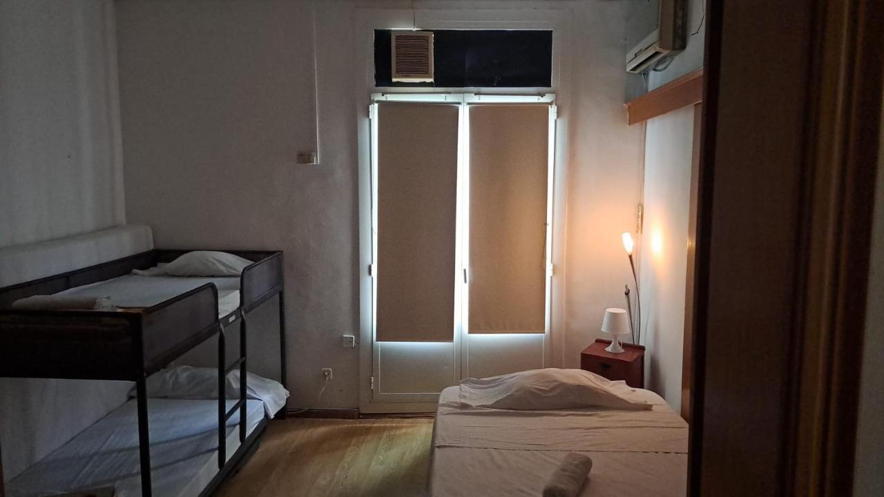 Room Corazon Urbano บาร์เซโลนา ภายนอก รูปภาพ
